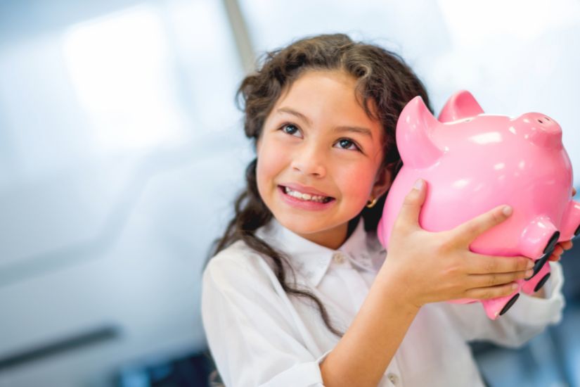 The ultimate monthly savings plan for young women